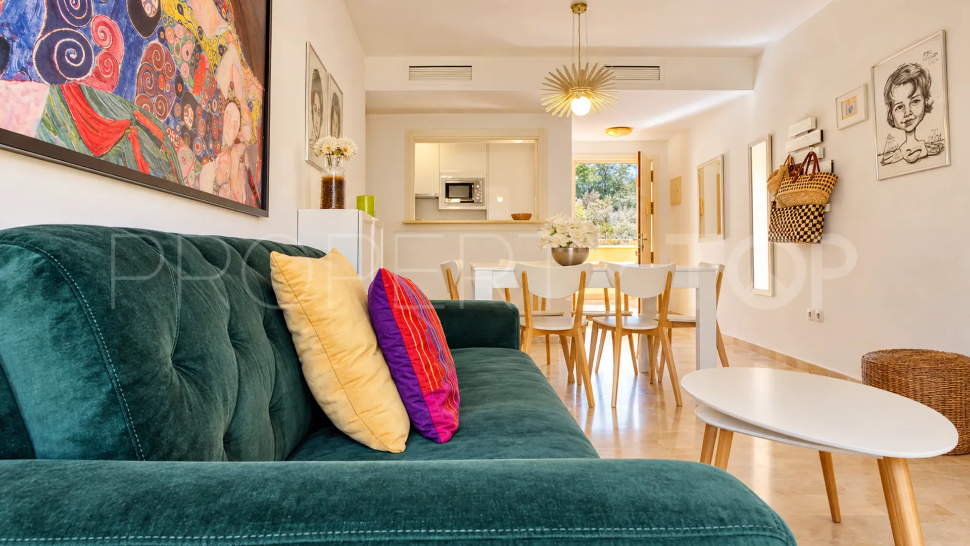 2 bedrooms apartment for sale in La Duquesa