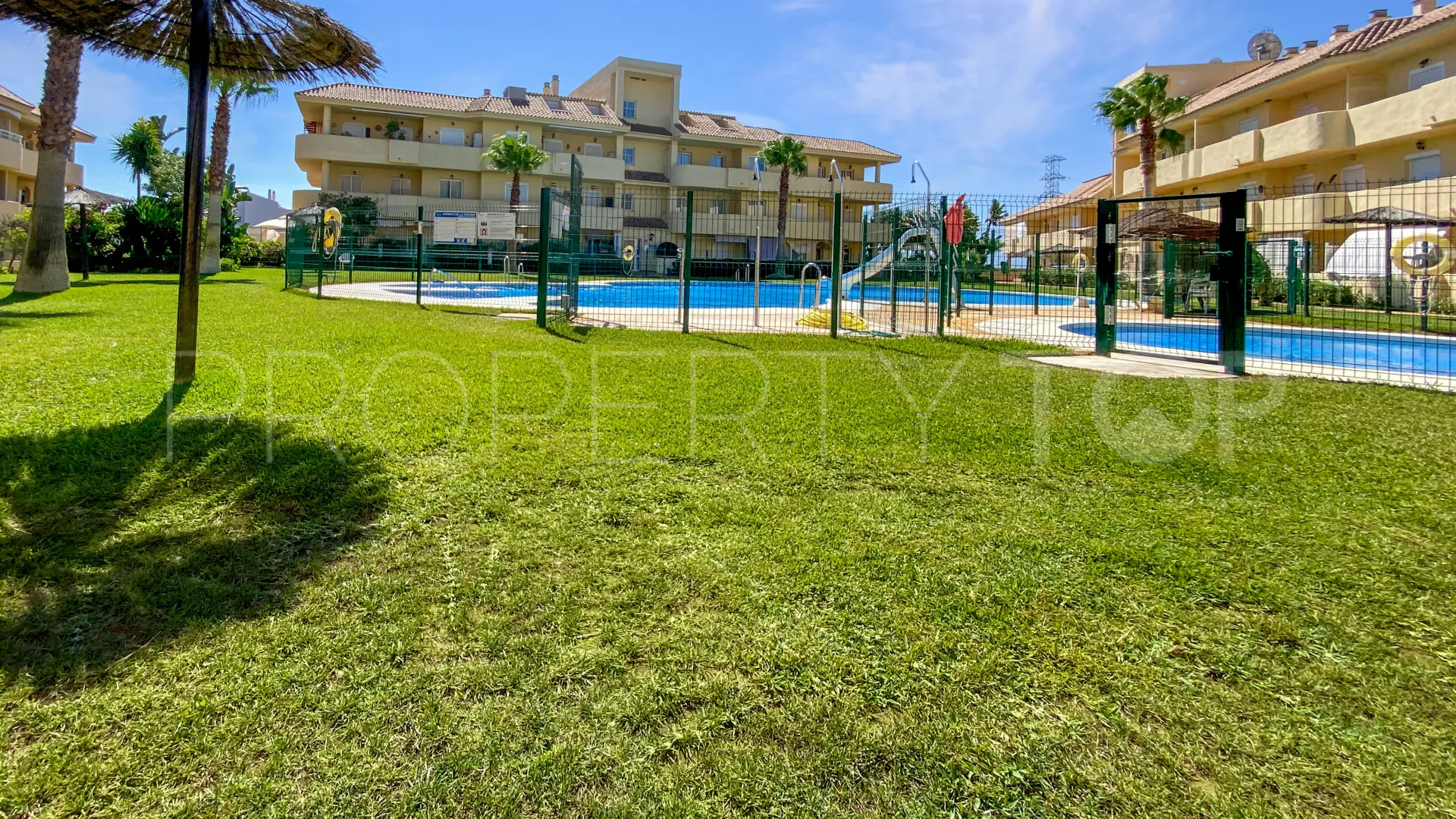 2 bedrooms apartment for sale in La Duquesa