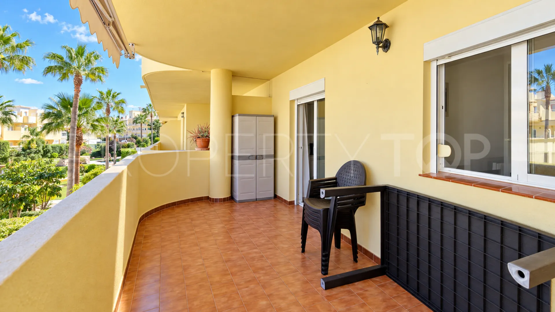 2 bedrooms apartment for sale in La Duquesa