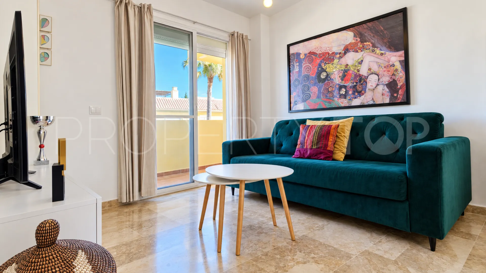 2 bedrooms apartment for sale in La Duquesa