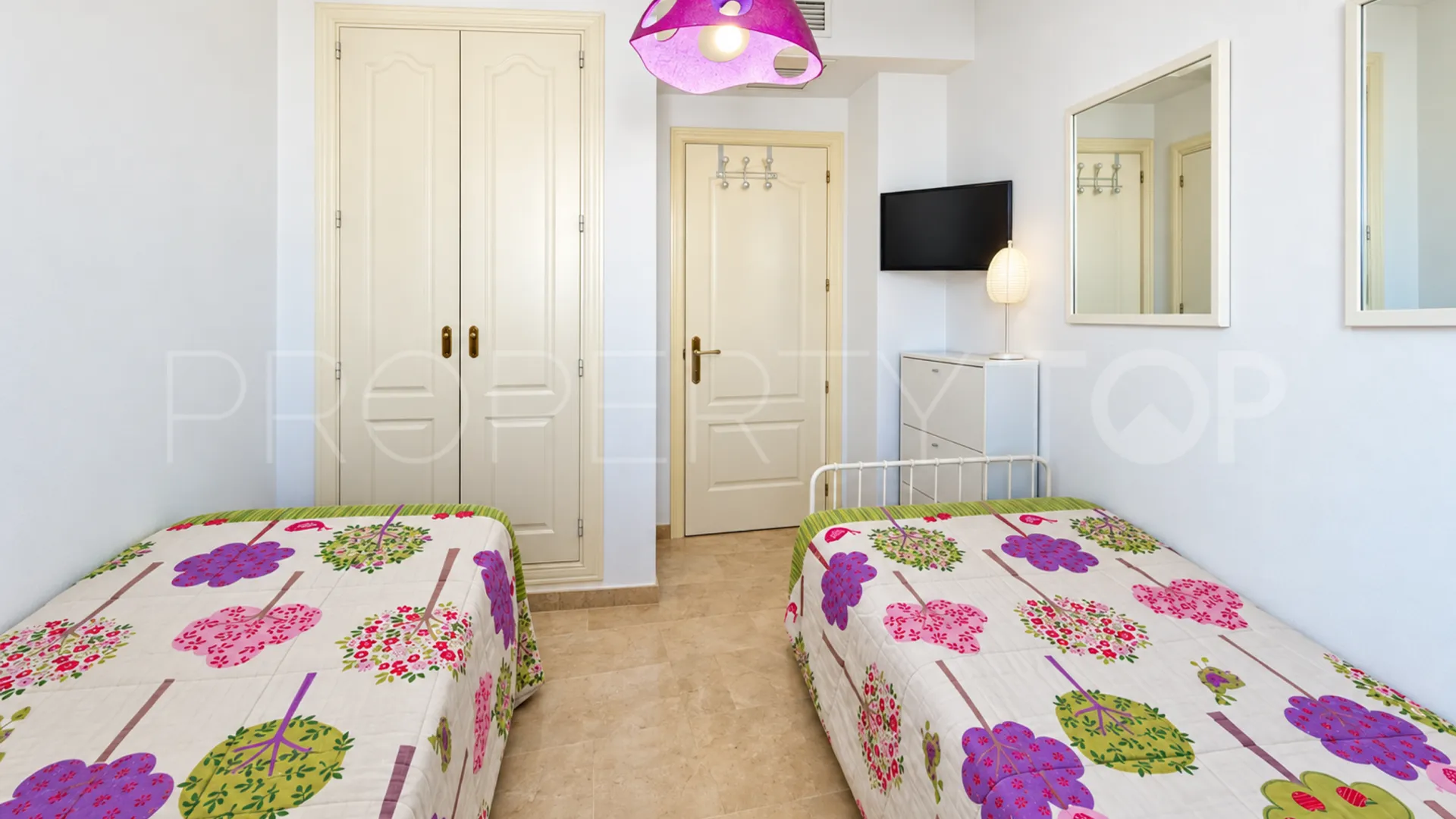 2 bedrooms apartment for sale in La Duquesa