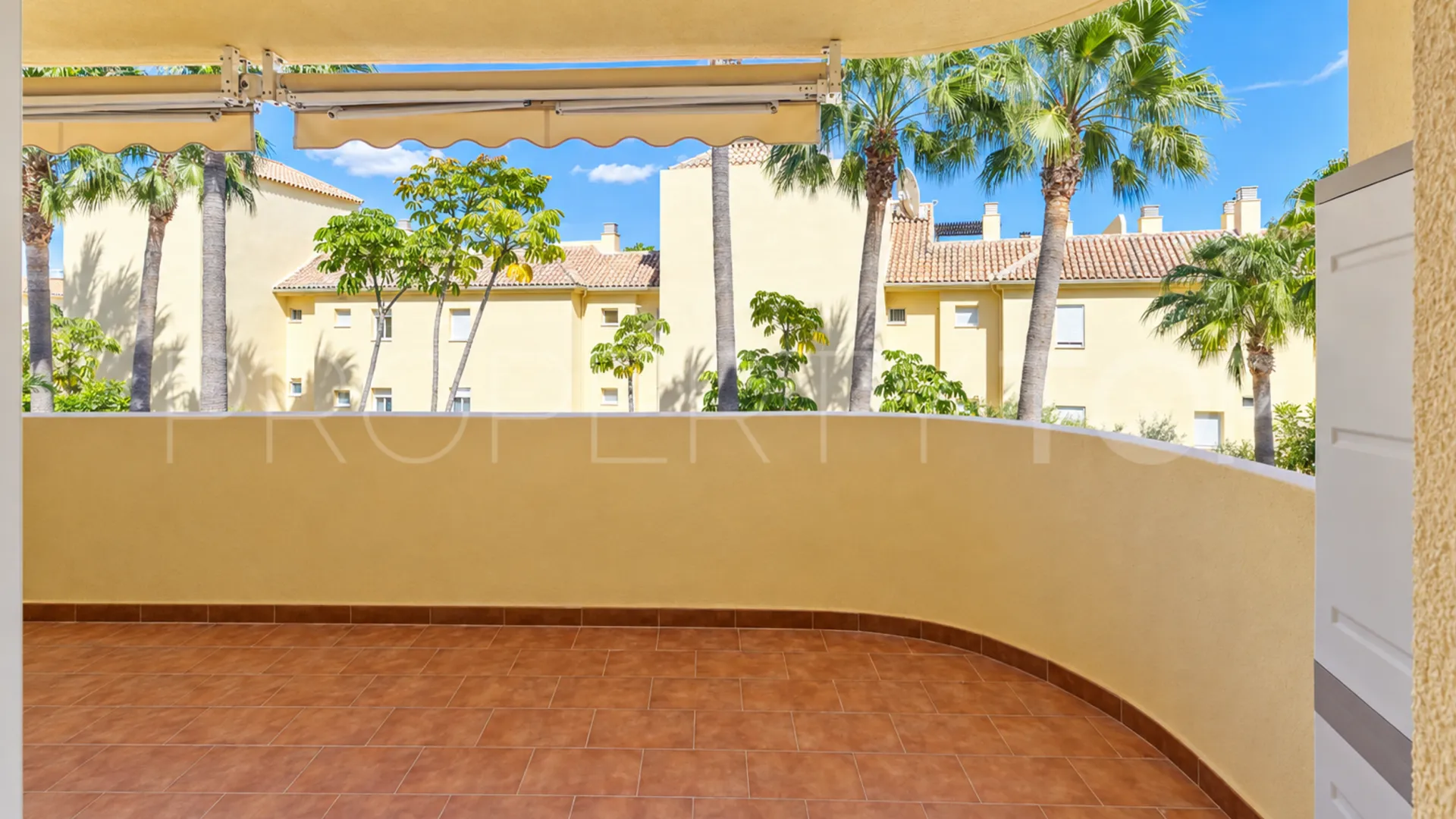 2 bedrooms apartment for sale in La Duquesa