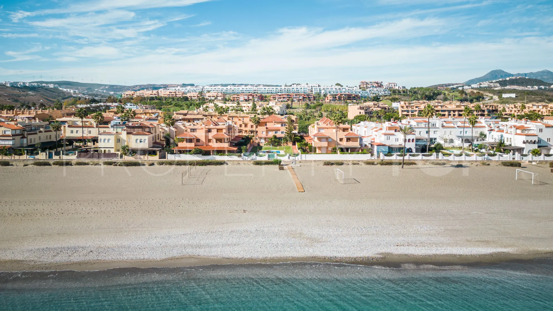 Adosado con 4 dormitorios en venta en Marina de Casares