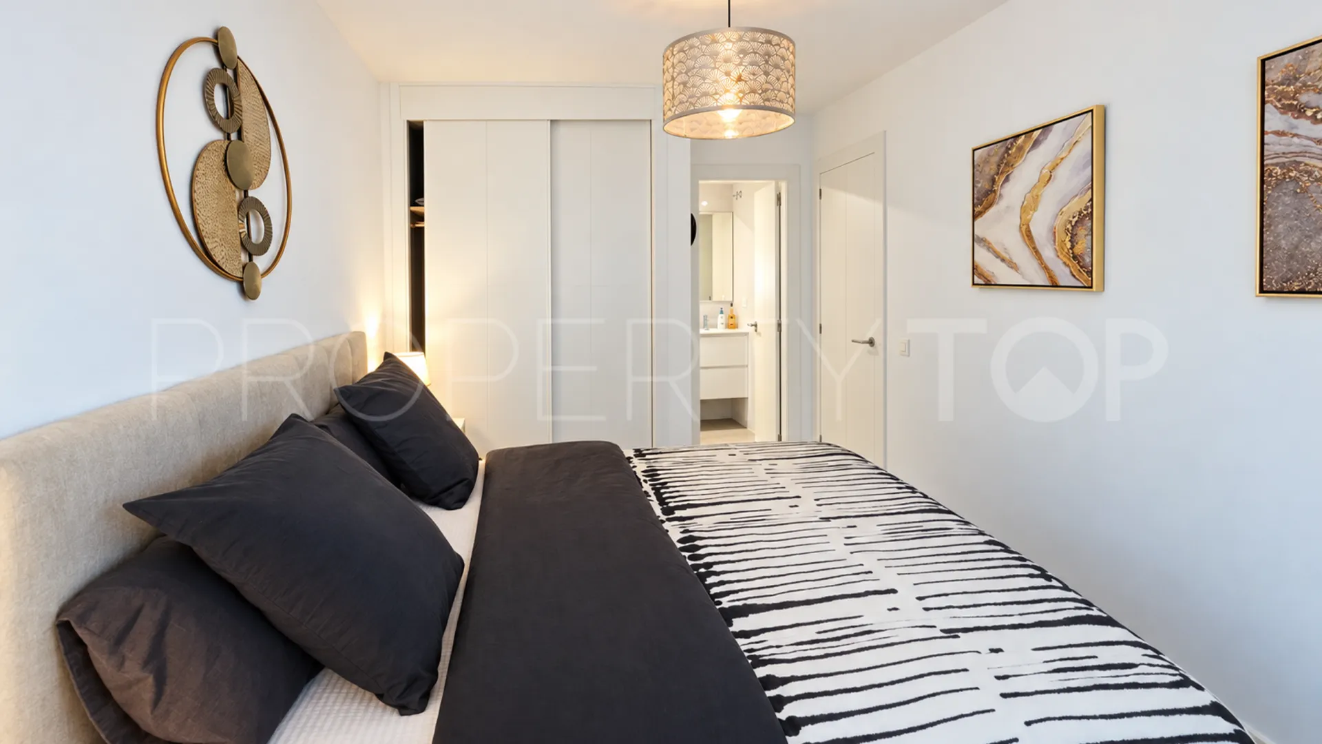 Casares Playa, apartamento planta baja de 2 dormitorios en venta