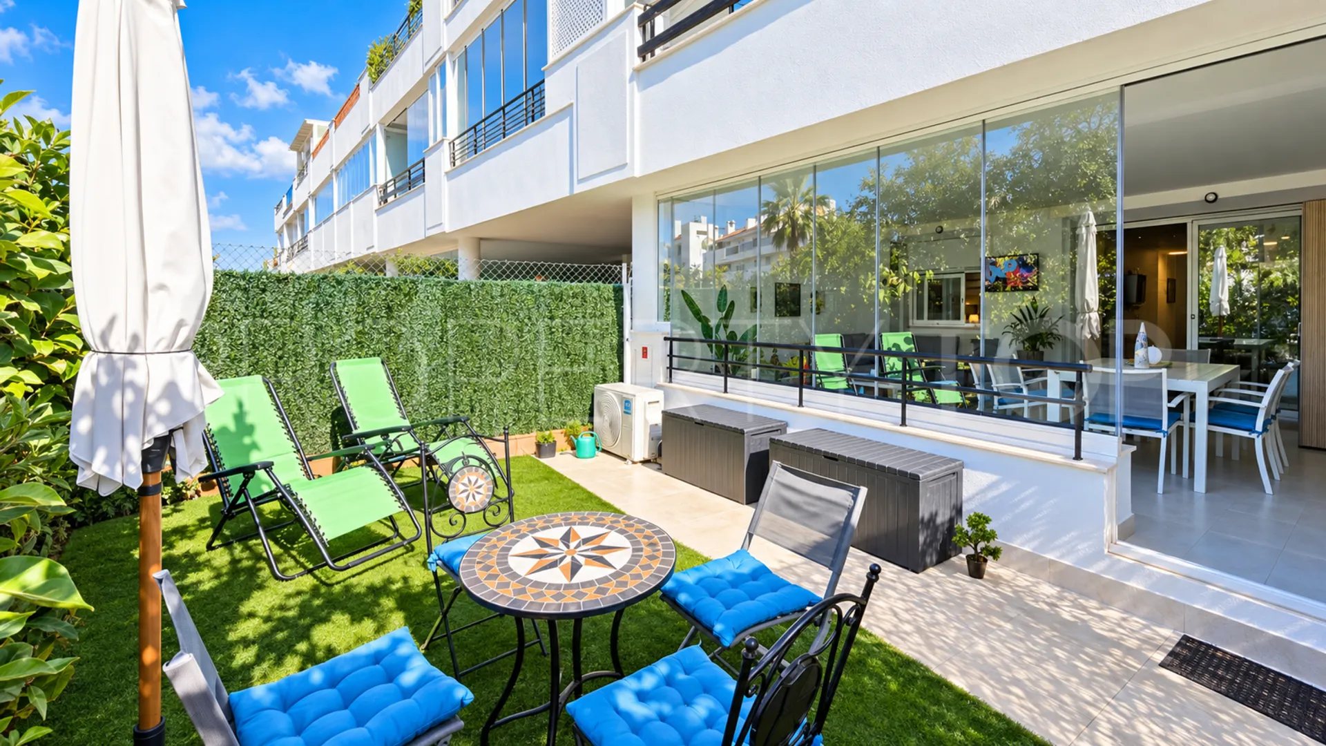 Casares Playa, apartamento planta baja de 2 dormitorios en venta