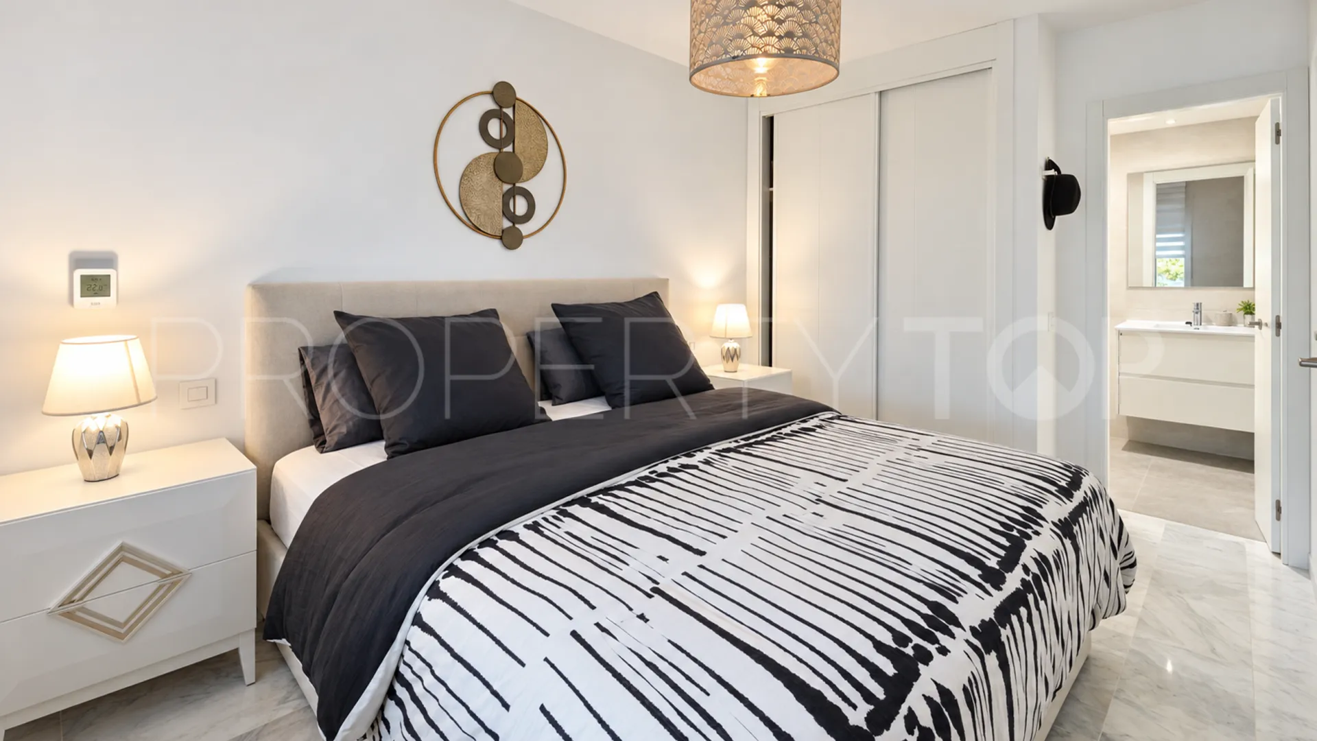 Casares Playa, apartamento planta baja de 2 dormitorios en venta