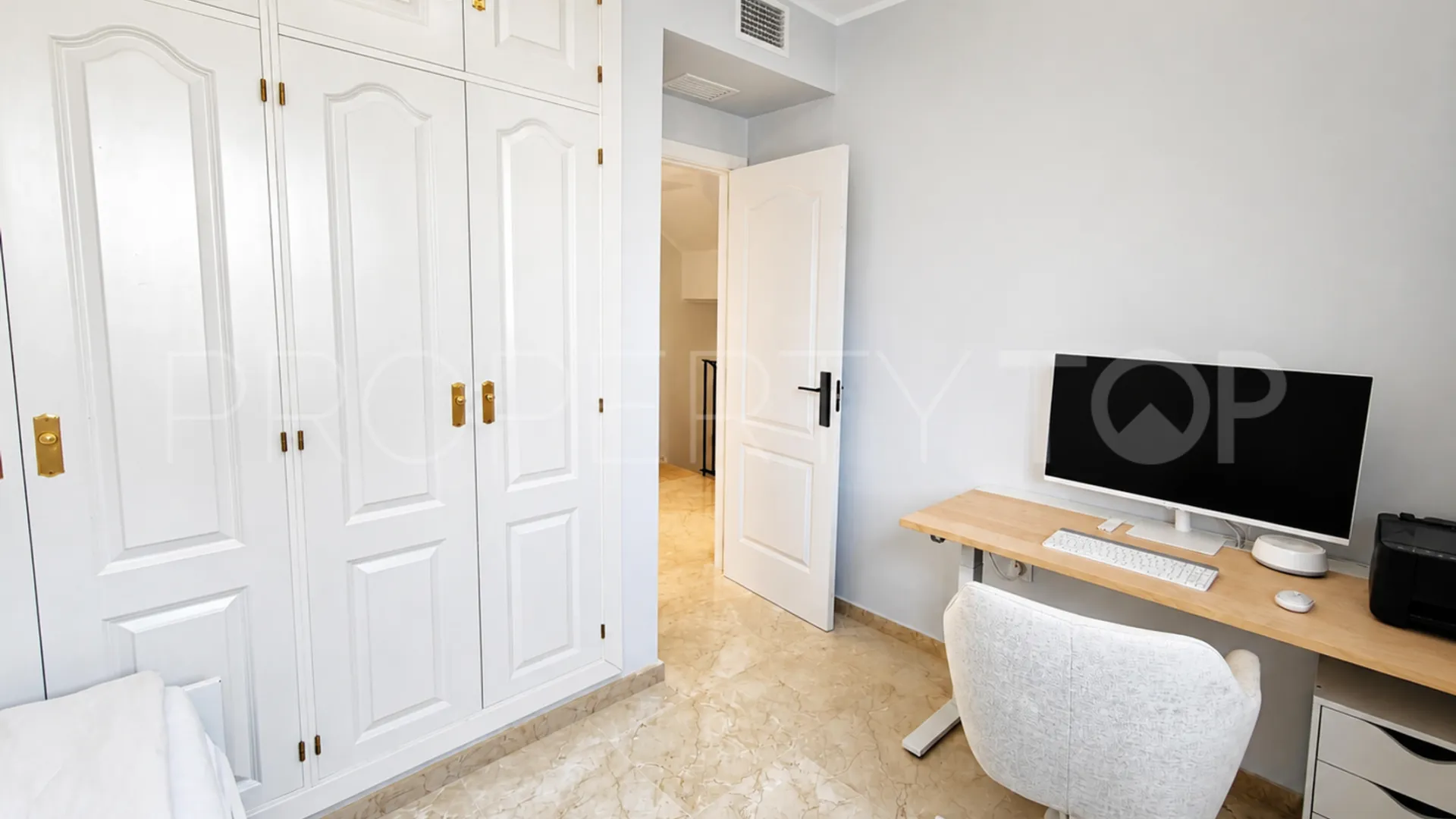 Pareado con 3 dormitorios en venta en La Duquesa Golf