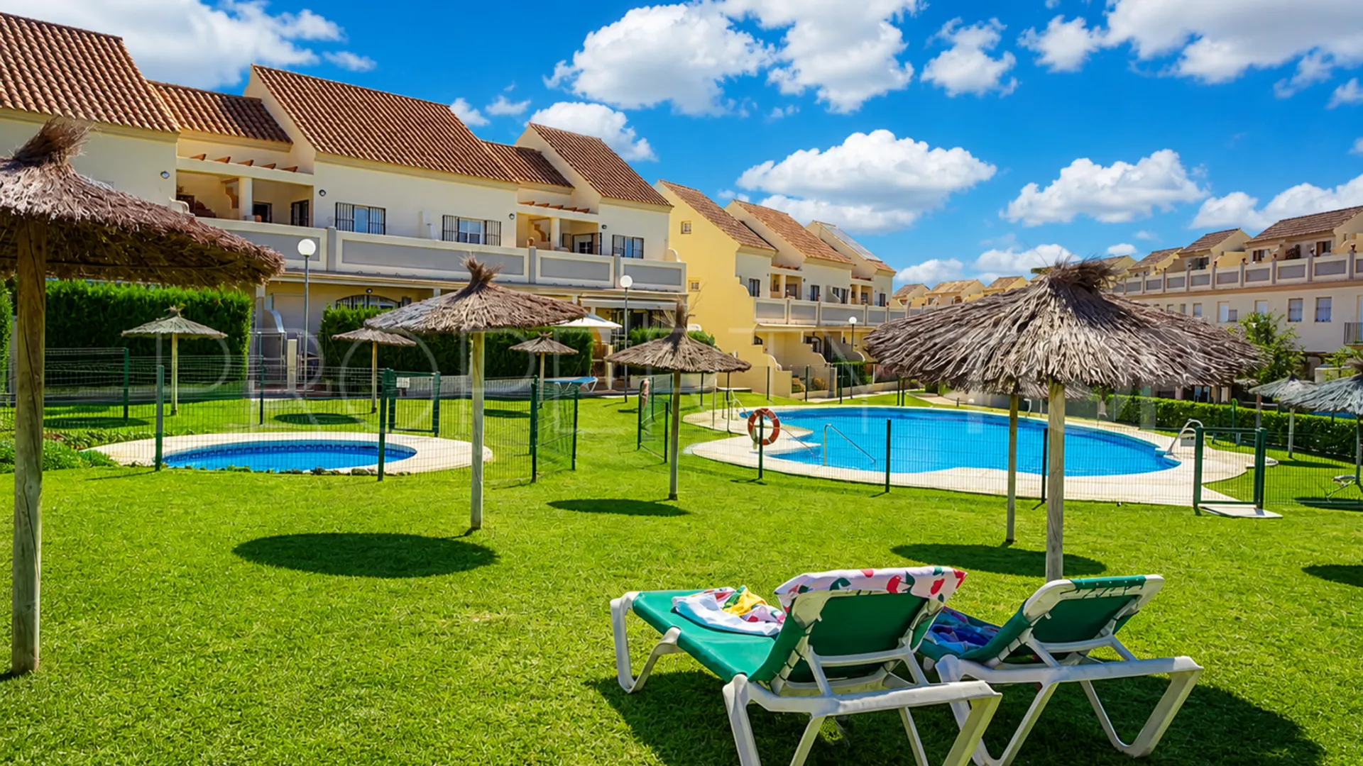 Pareado con 3 dormitorios en venta en La Duquesa Golf