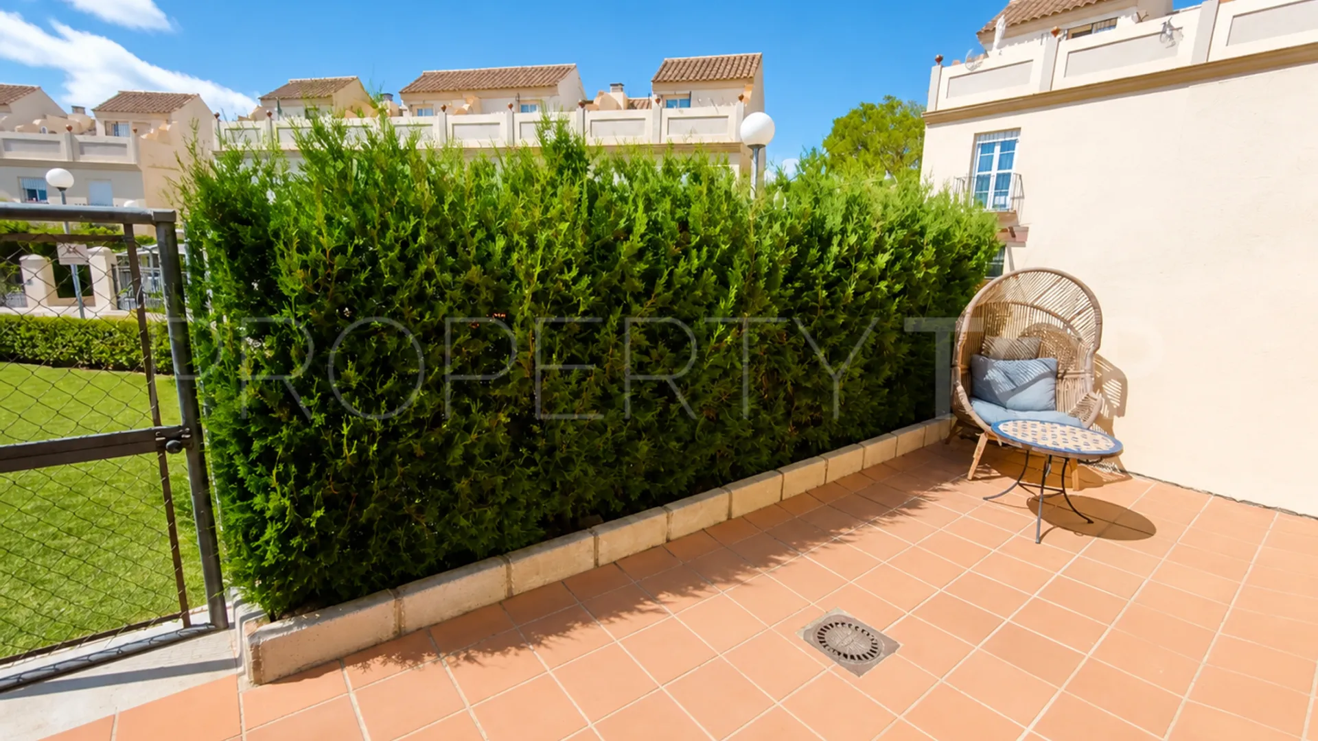 Pareado con 3 dormitorios en venta en La Duquesa Golf