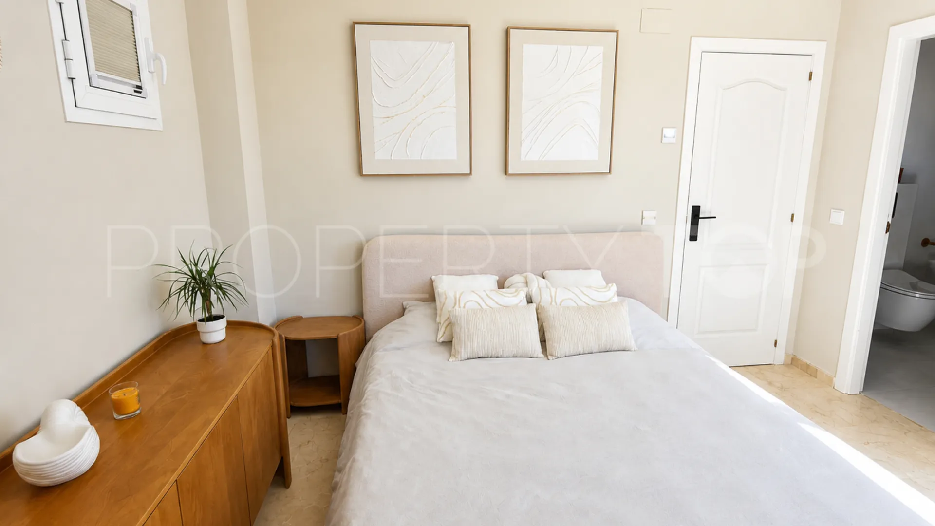 Pareado con 3 dormitorios en venta en La Duquesa Golf