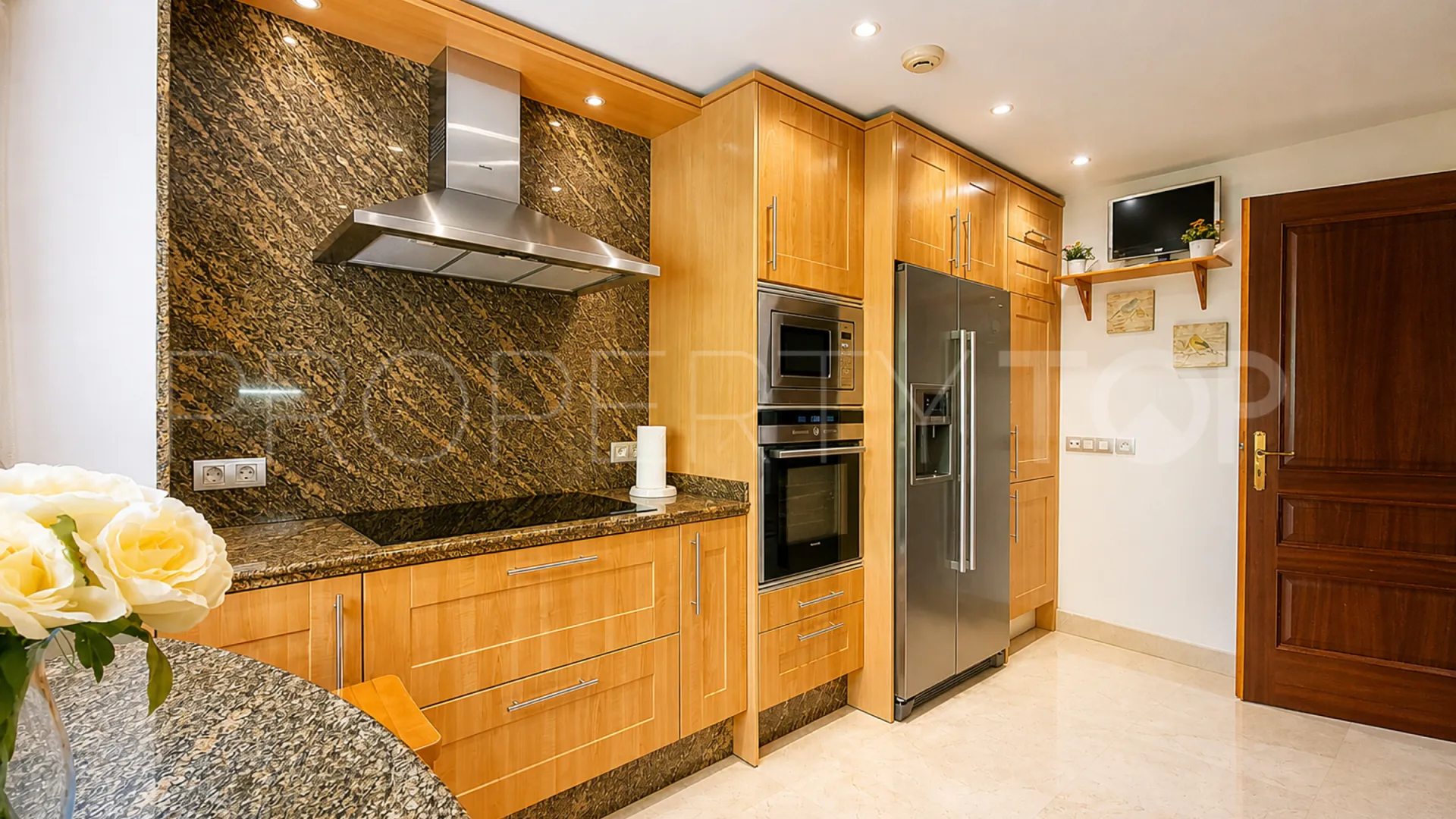 Comprar apartamento en Estepona con 3 dormitorios