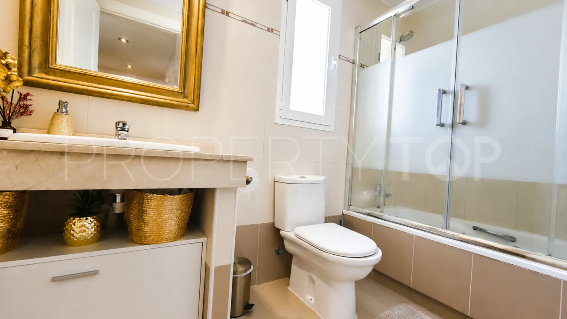 Apartment for sale in La Duquesa