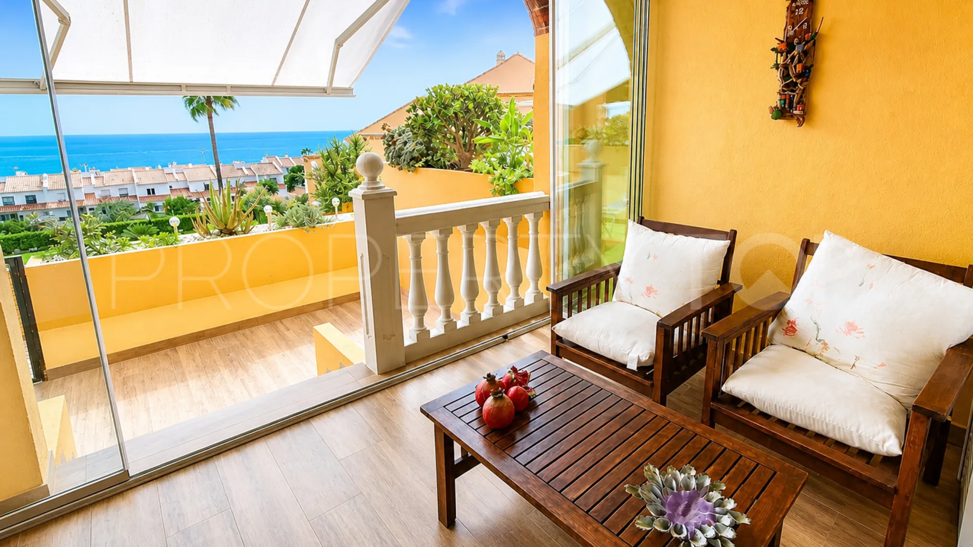 Ground floor apartment with 3 bedrooms for sale in La Duquesa