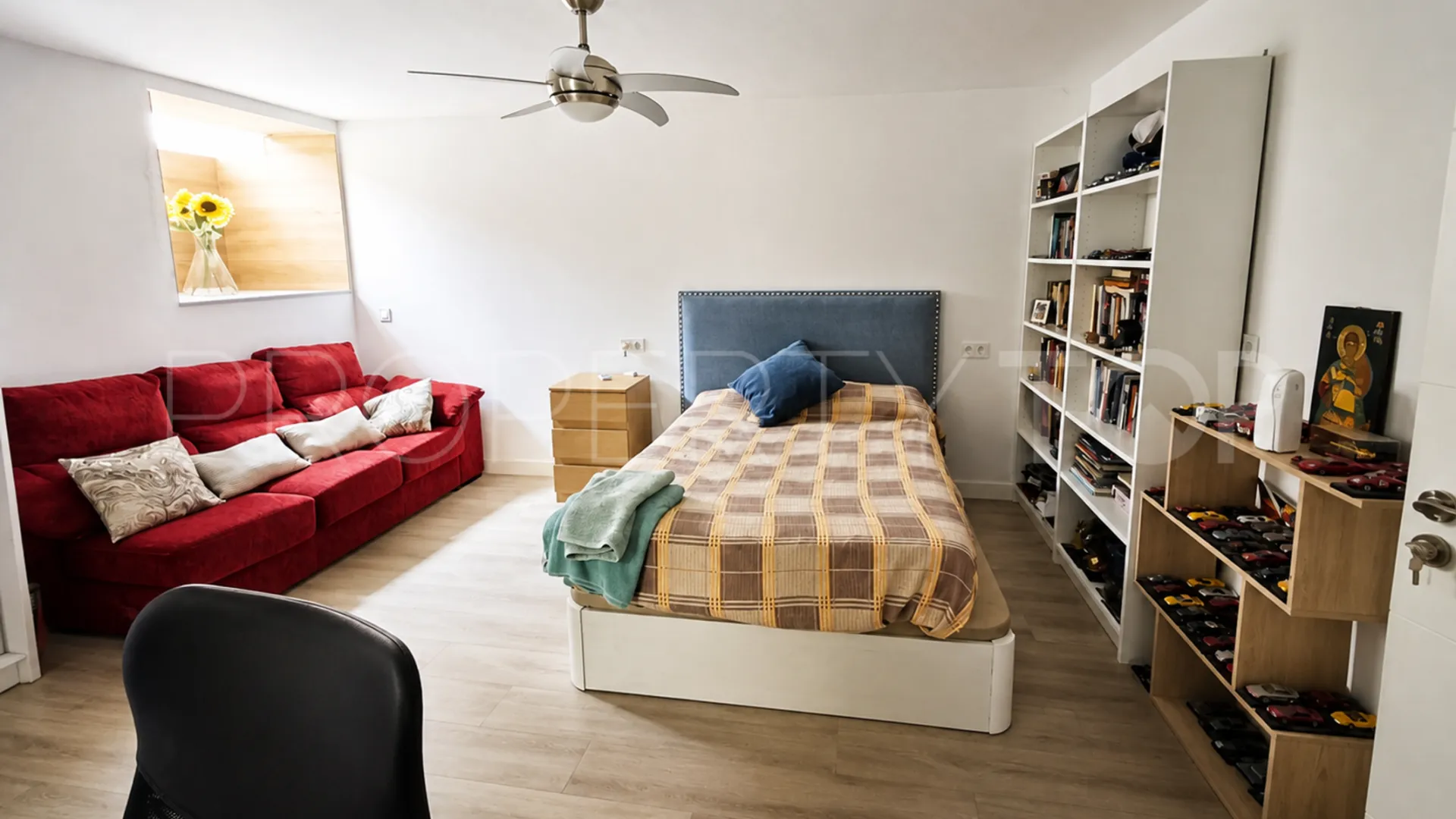 Ground floor apartment with 3 bedrooms for sale in La Duquesa