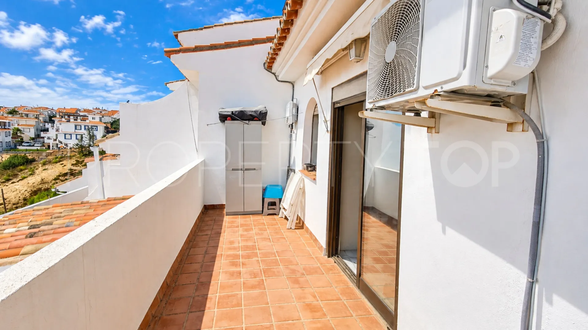 Se vende Ático en La Duquesa