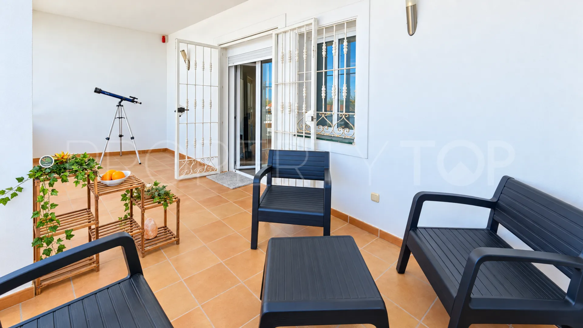 Casares Pueblo, adosado con 3 dormitorios a la venta