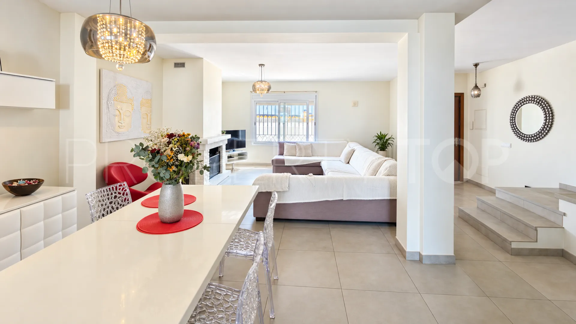 Casares Pueblo, adosado con 3 dormitorios a la venta