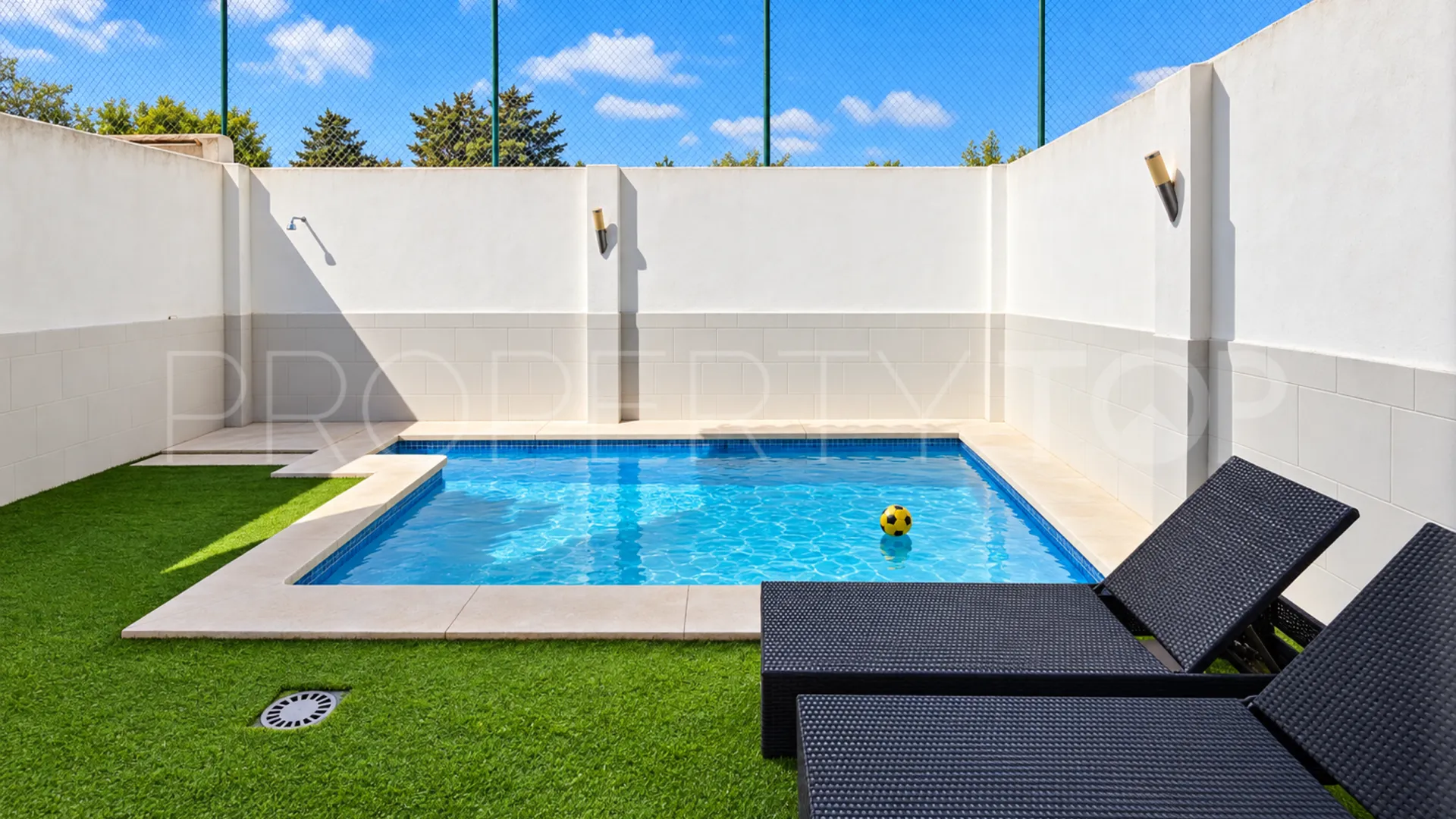 Casares Pueblo, adosado con 3 dormitorios a la venta