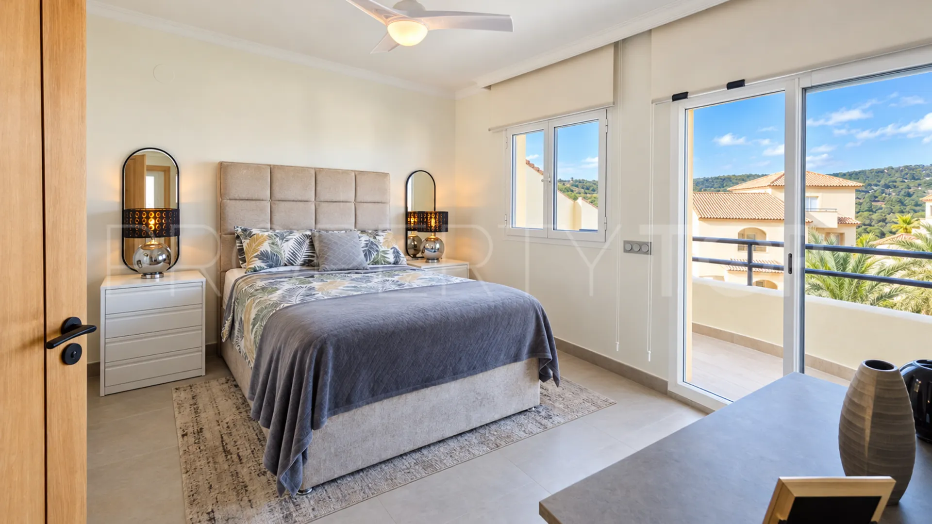 For sale San Roque duplex penthouse with 3 bedrooms