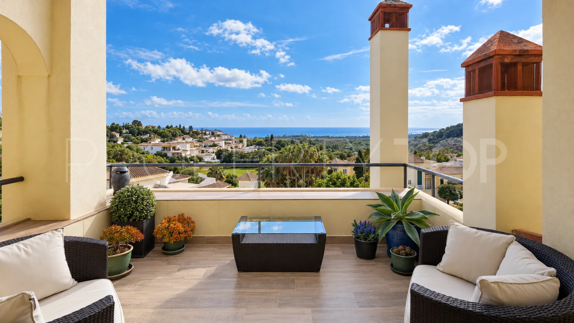 For sale San Roque duplex penthouse with 3 bedrooms