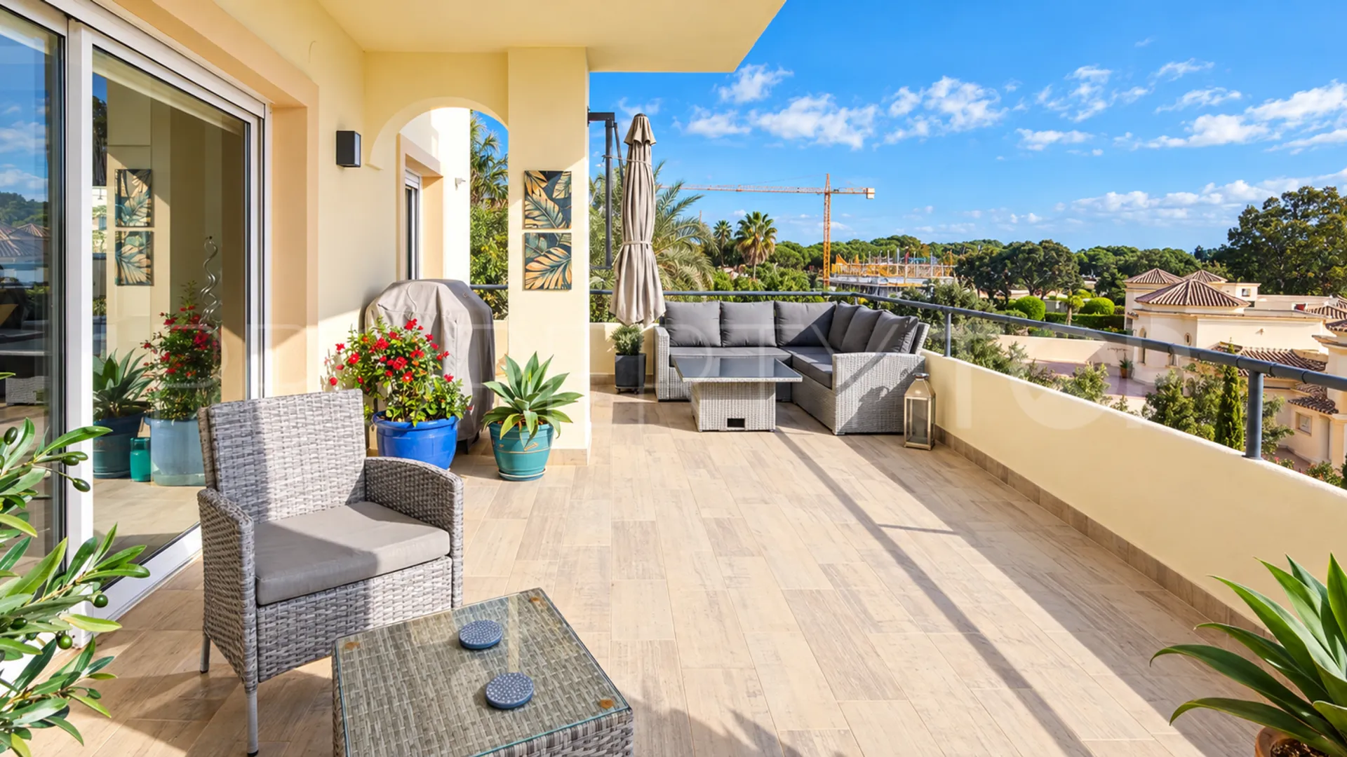 For sale San Roque duplex penthouse with 3 bedrooms