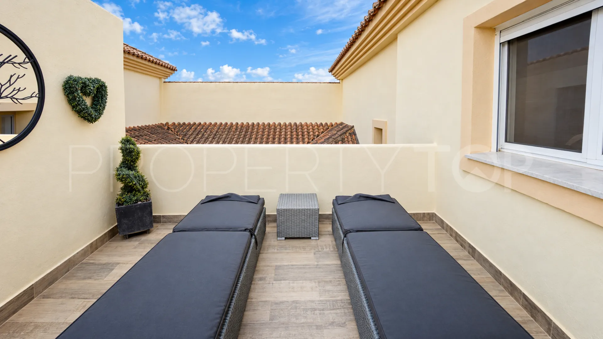 For sale San Roque duplex penthouse with 3 bedrooms