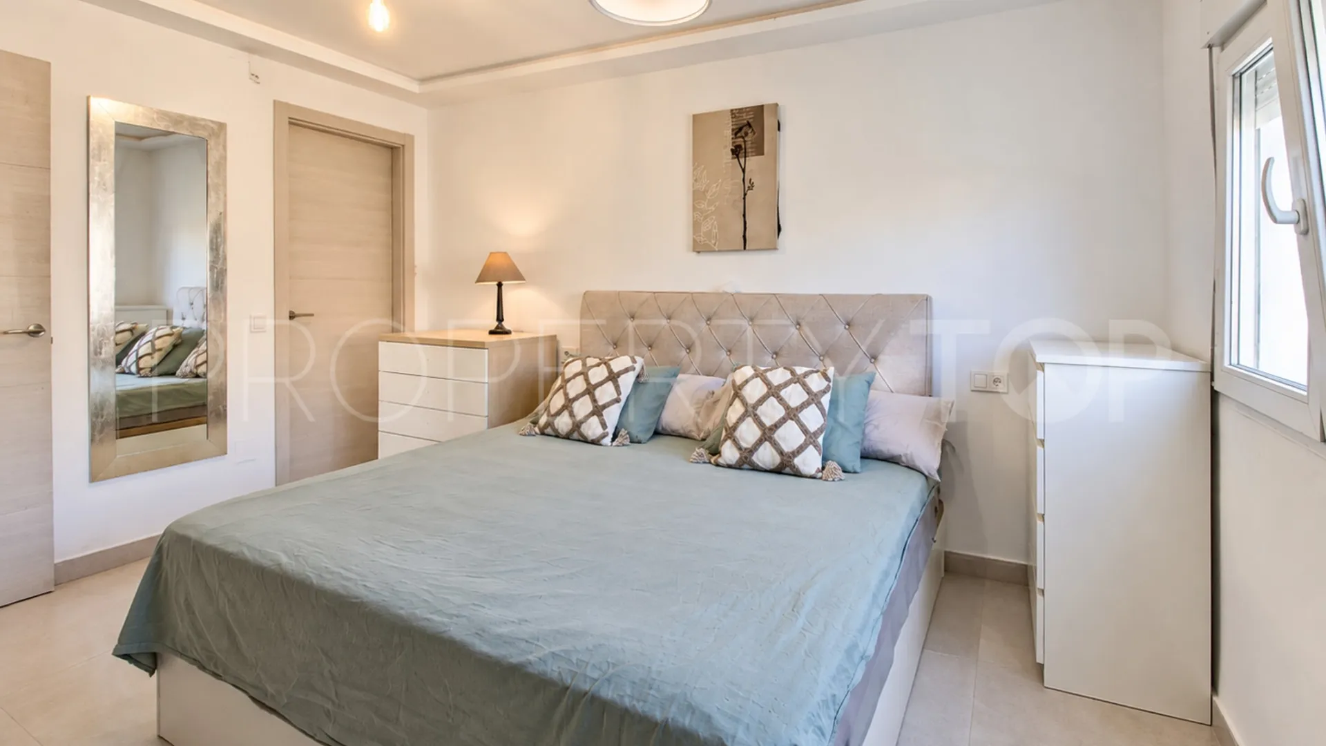 House with 3 bedrooms for sale in Manilva