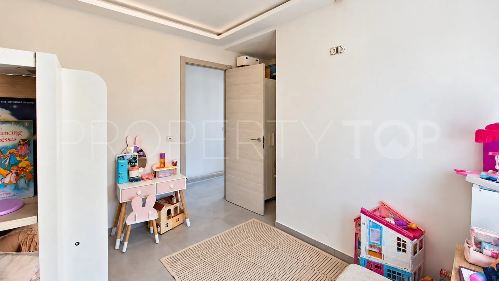 House with 3 bedrooms for sale in Manilva