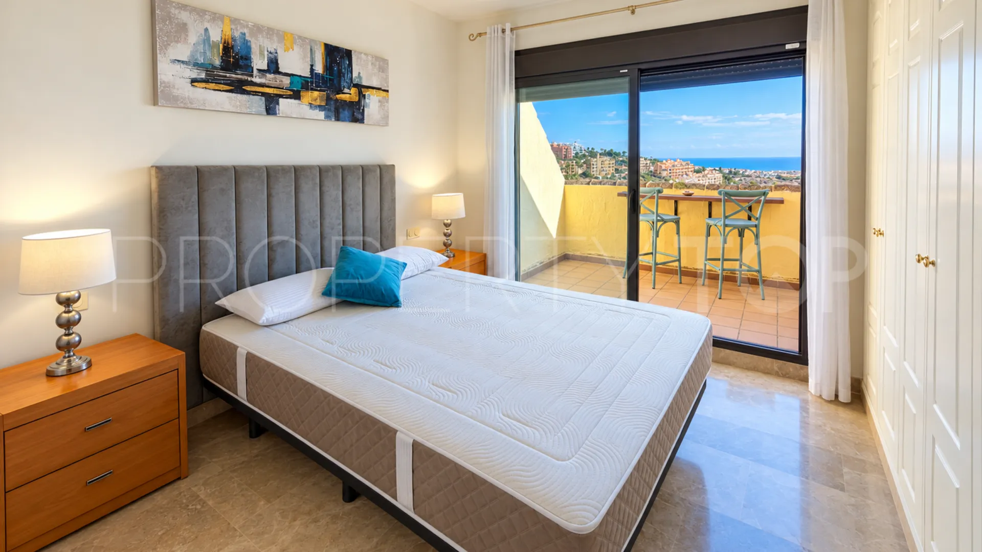 La Duquesa, Ático de 2 dormitorios a la venta