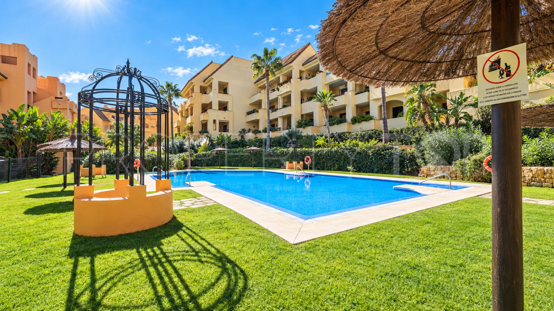 La Duquesa, Ático de 2 dormitorios a la venta