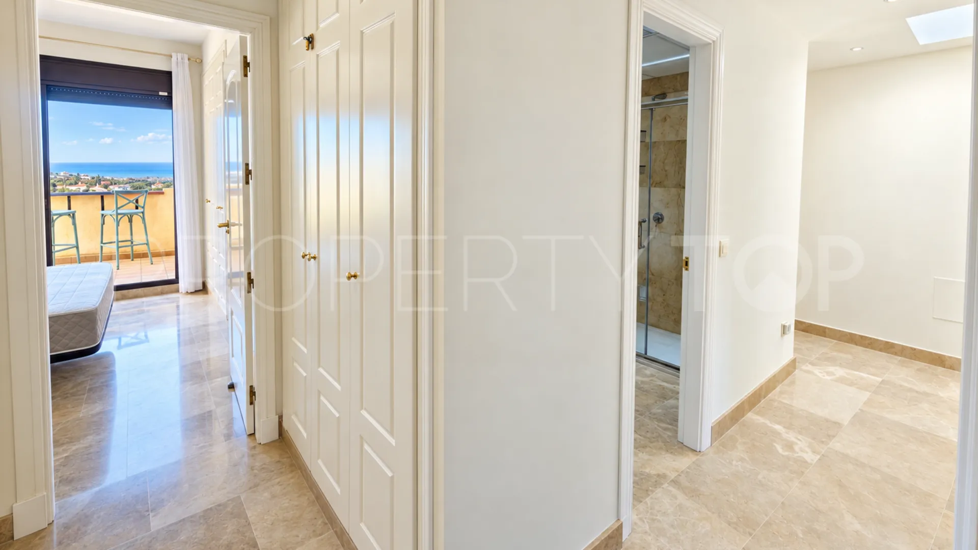 La Duquesa, Ático de 2 dormitorios a la venta
