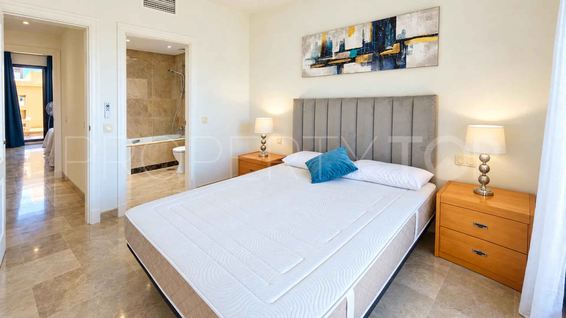 La Duquesa, Ático de 2 dormitorios a la venta