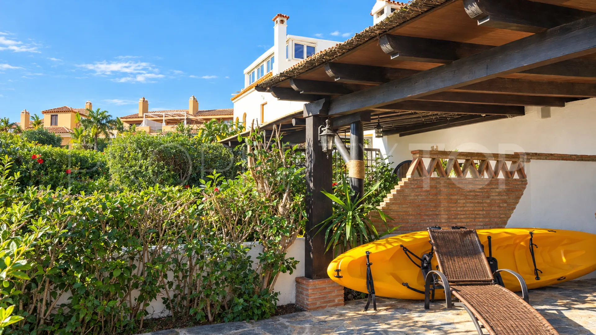 Se vende adosado en Marina de Casares