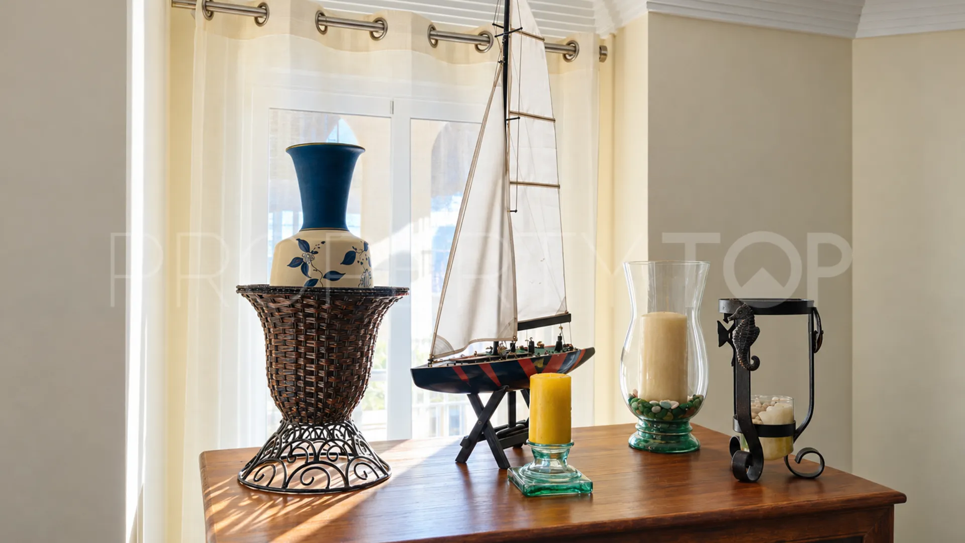 Se vende adosado en Marina de Casares