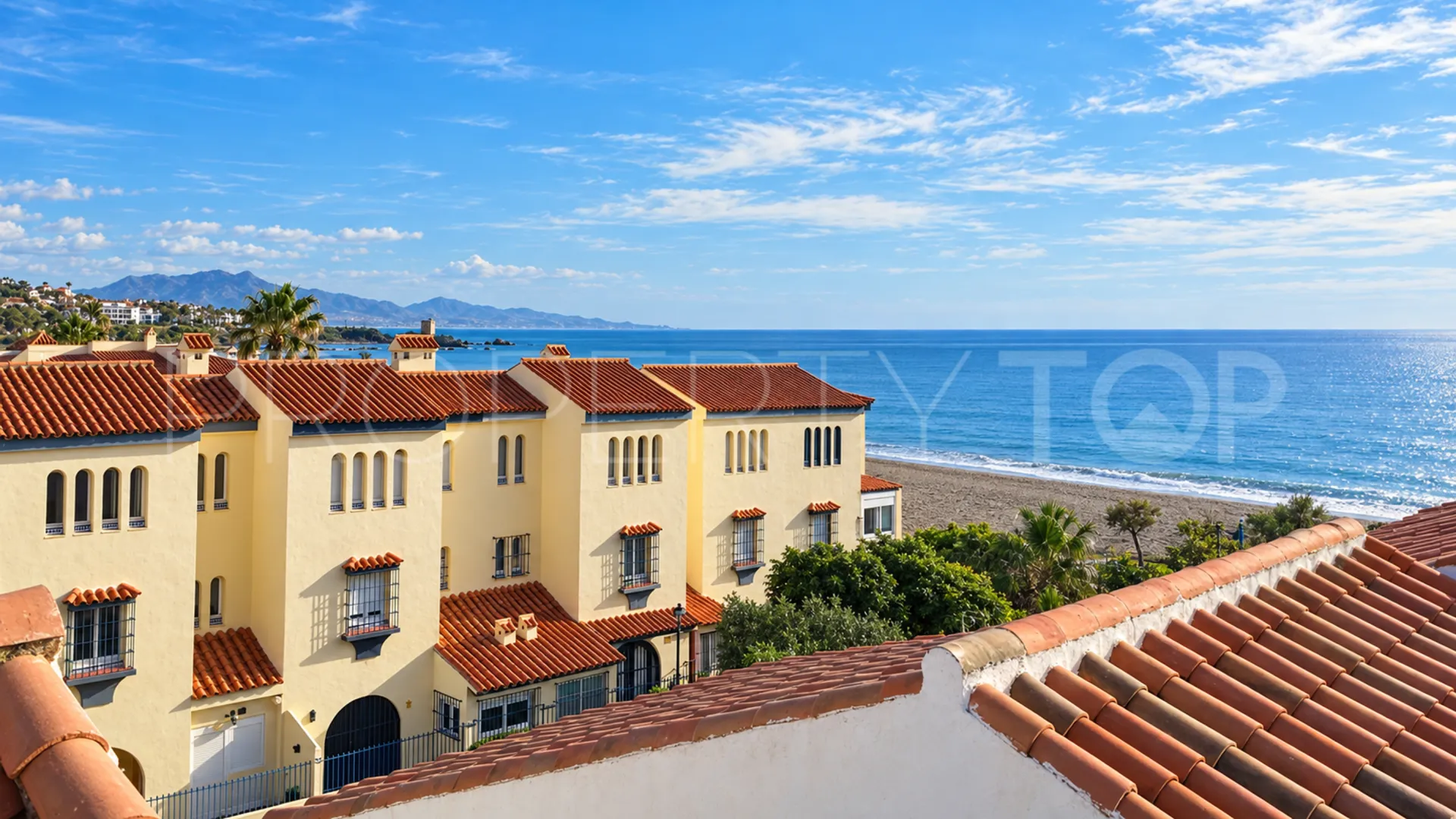 Se vende adosado en Marina de Casares
