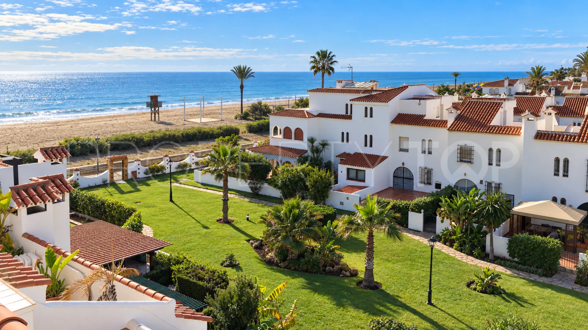 Se vende adosado en Marina de Casares