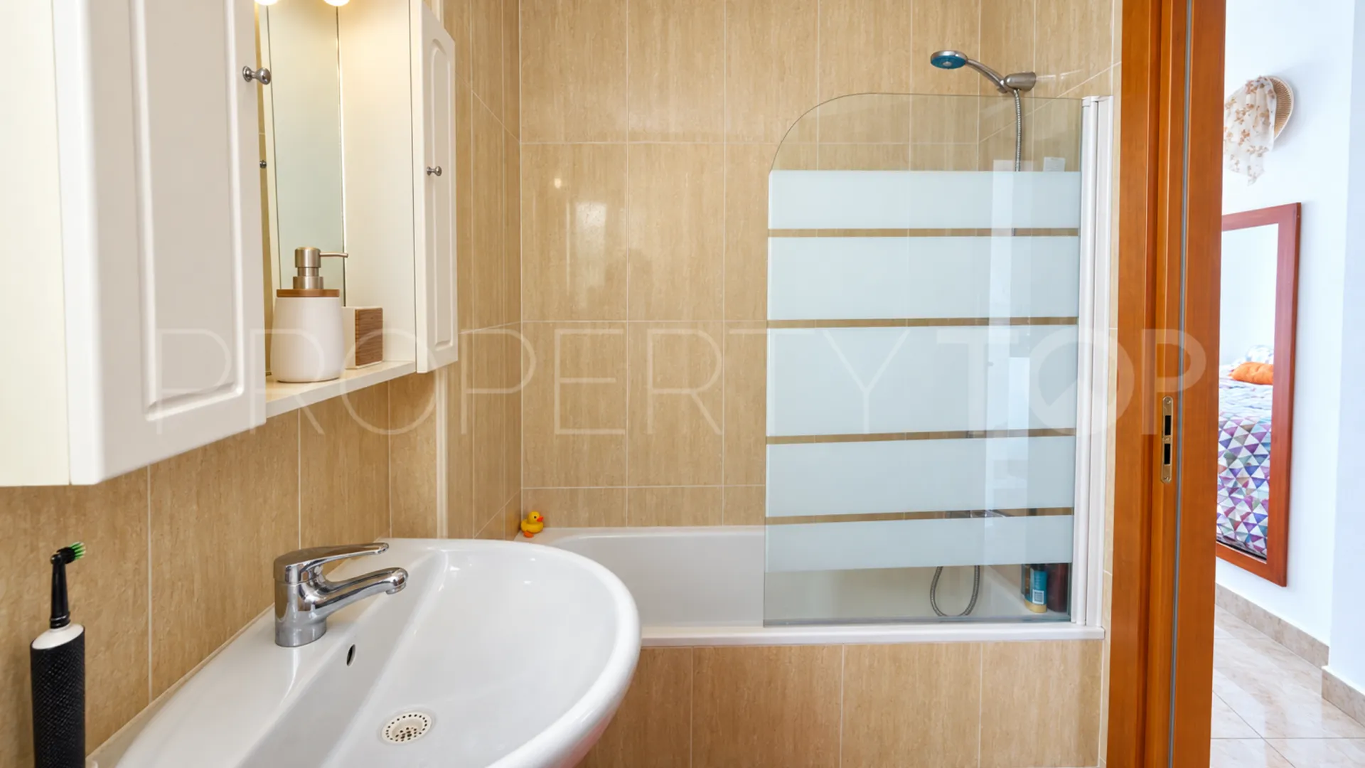 La Duquesa, apartamento planta baja de 2 dormitorios en venta