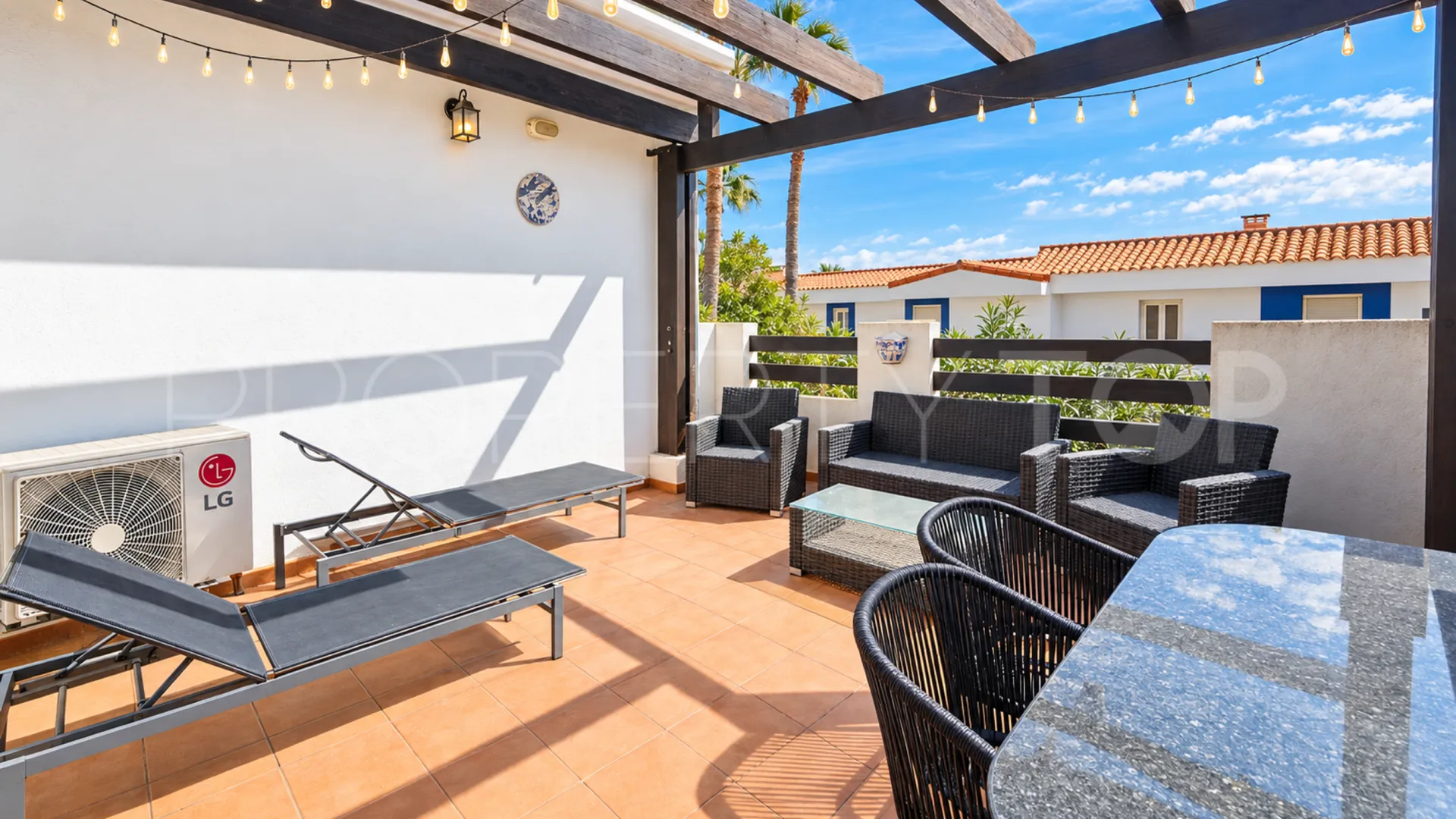 La Duquesa, apartamento planta baja de 2 dormitorios en venta