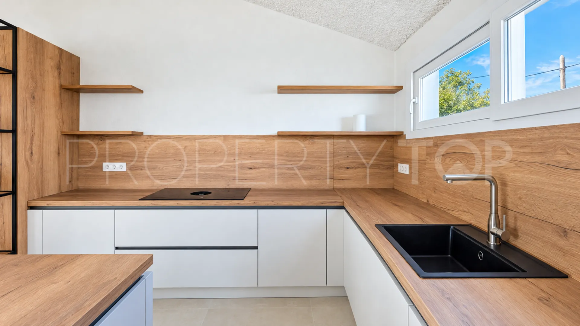 Casa a la venta en Estepona