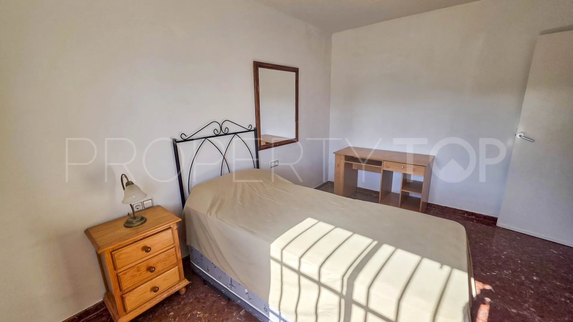 House for sale in Estepona with 3 bedrooms