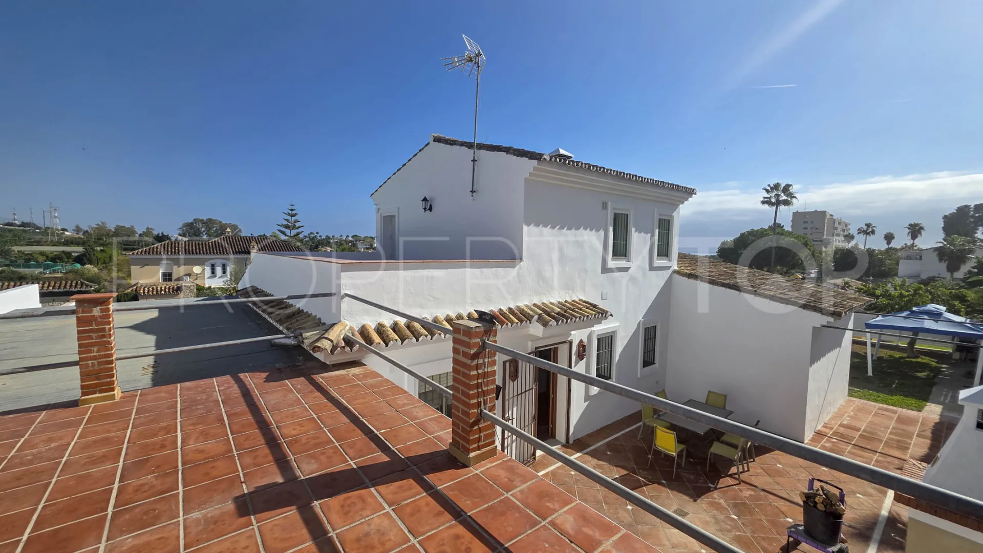 House for sale in Estepona with 3 bedrooms