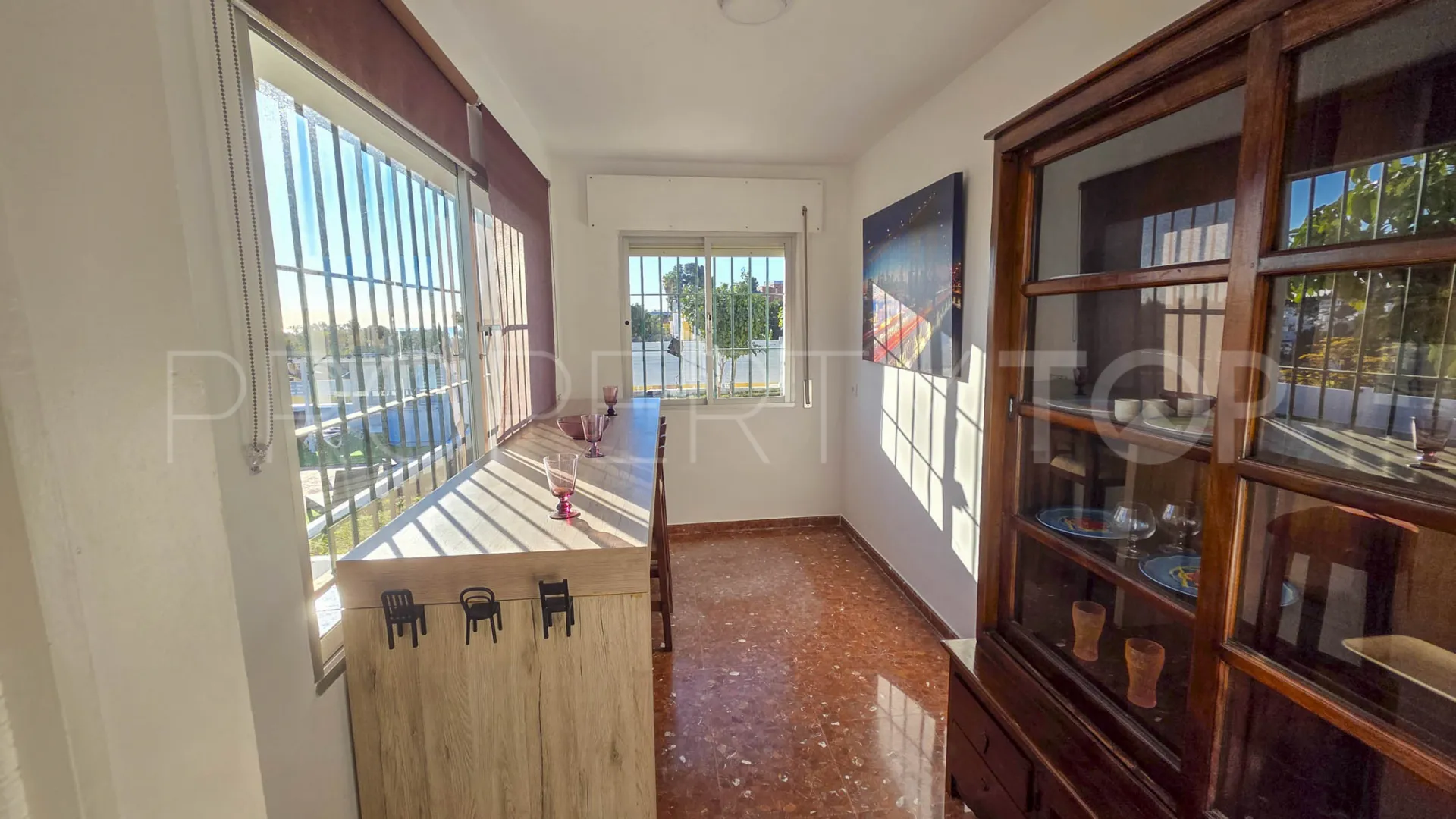House for sale in Estepona with 3 bedrooms
