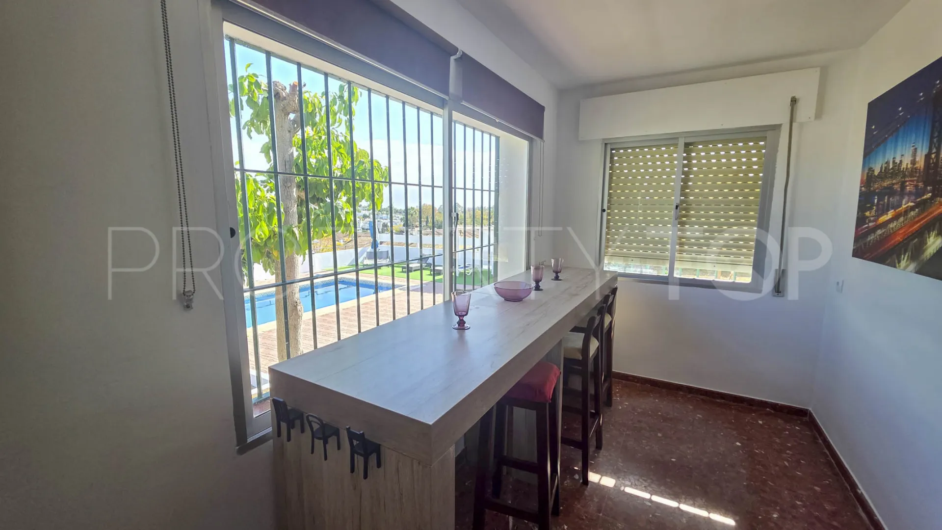 House for sale in Estepona with 3 bedrooms
