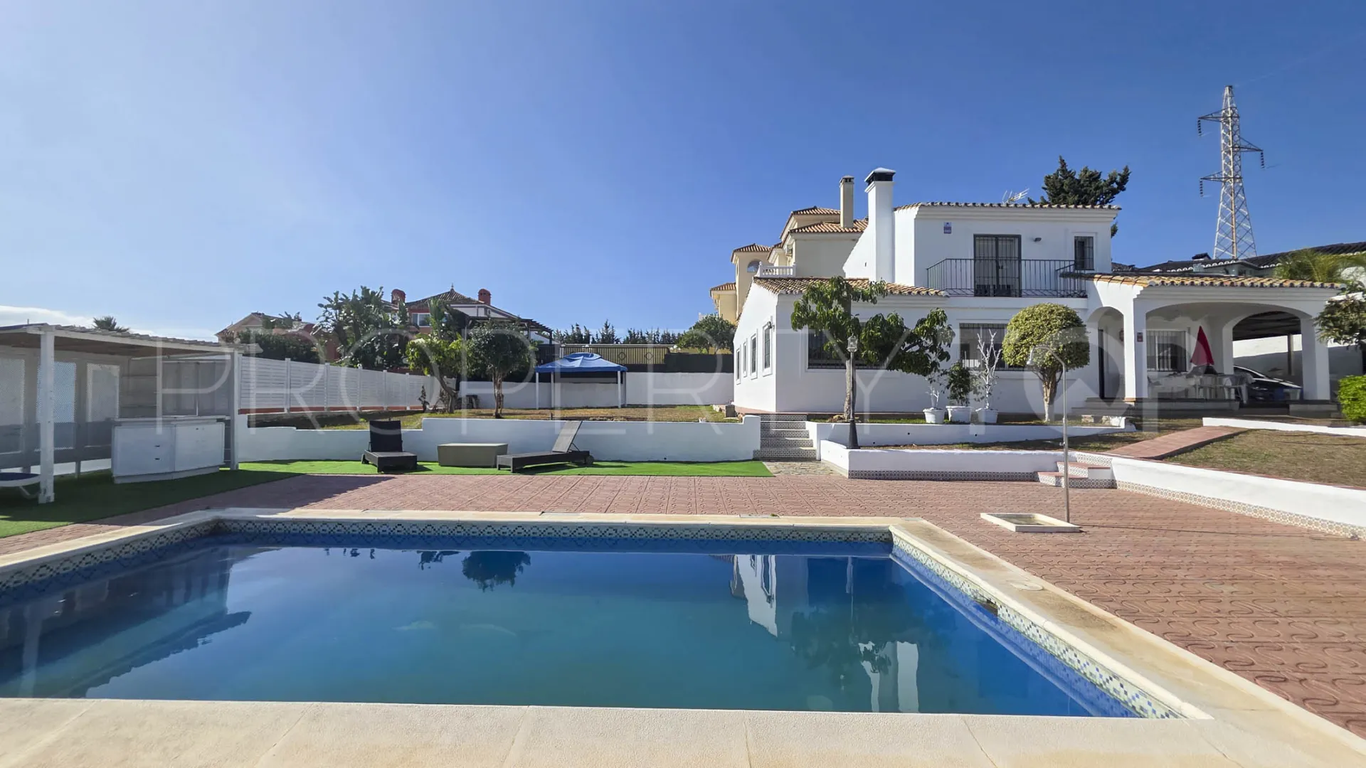 House for sale in Estepona with 3 bedrooms