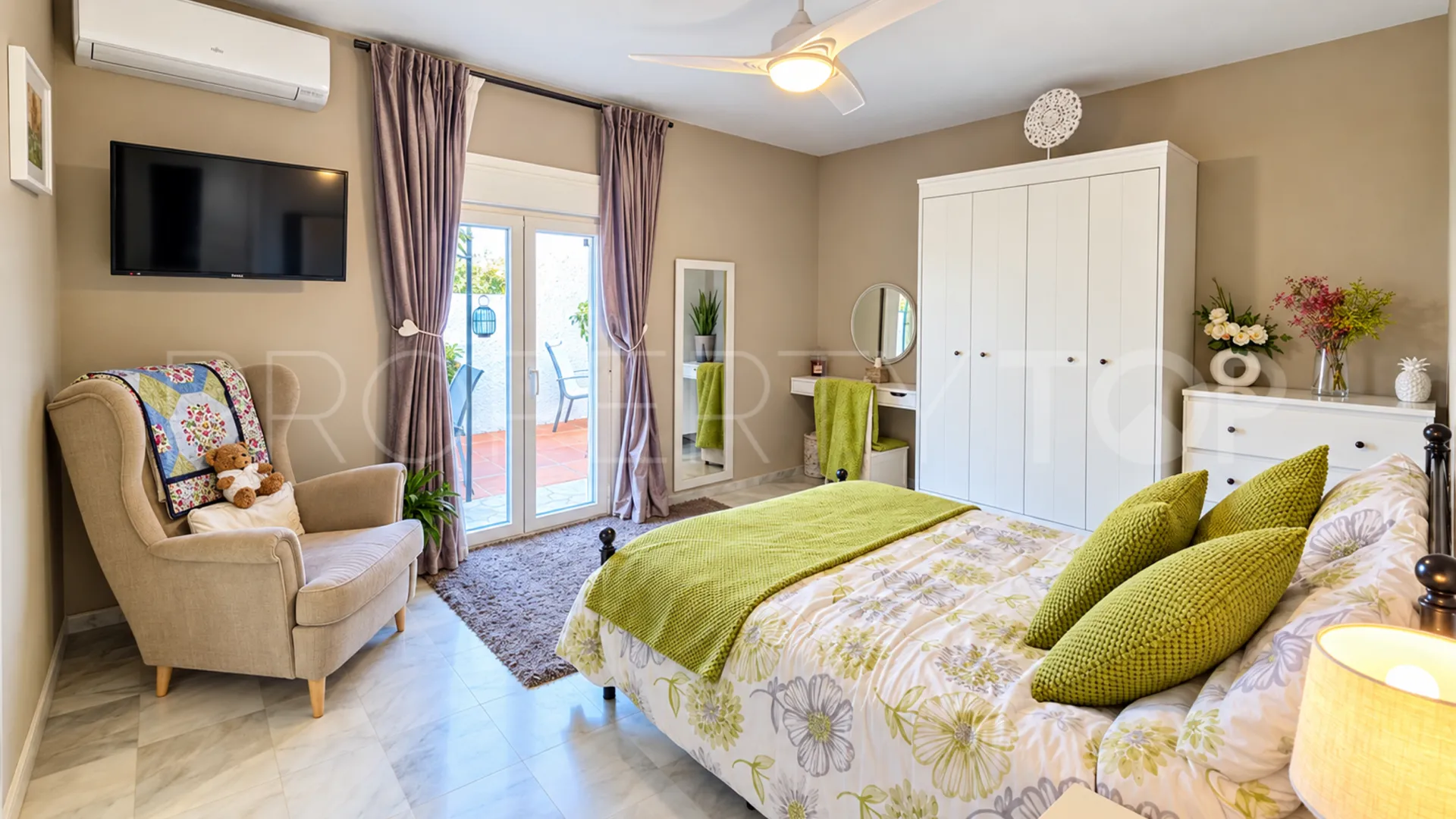 Buy La Duquesa 4 bedrooms house