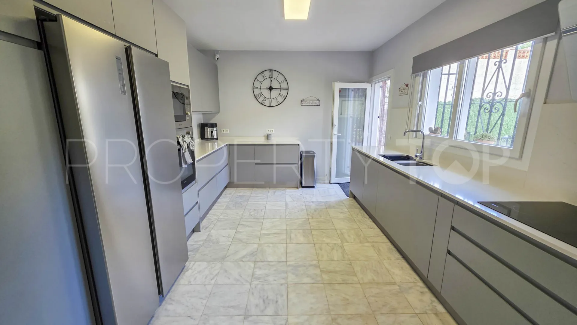 Casa en venta en La Duquesa