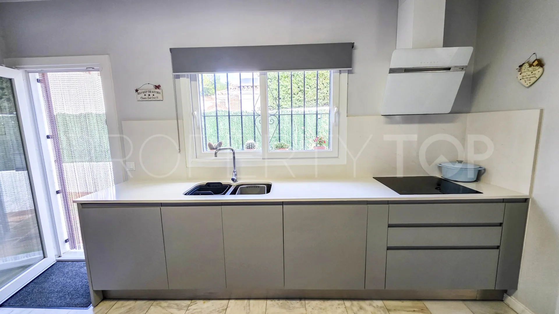 Casa en venta en La Duquesa
