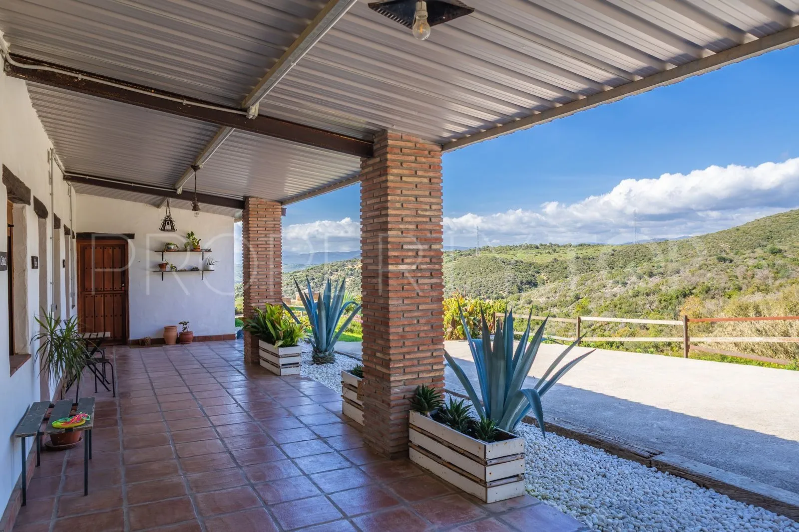 Finca for sale in Casares Pueblo