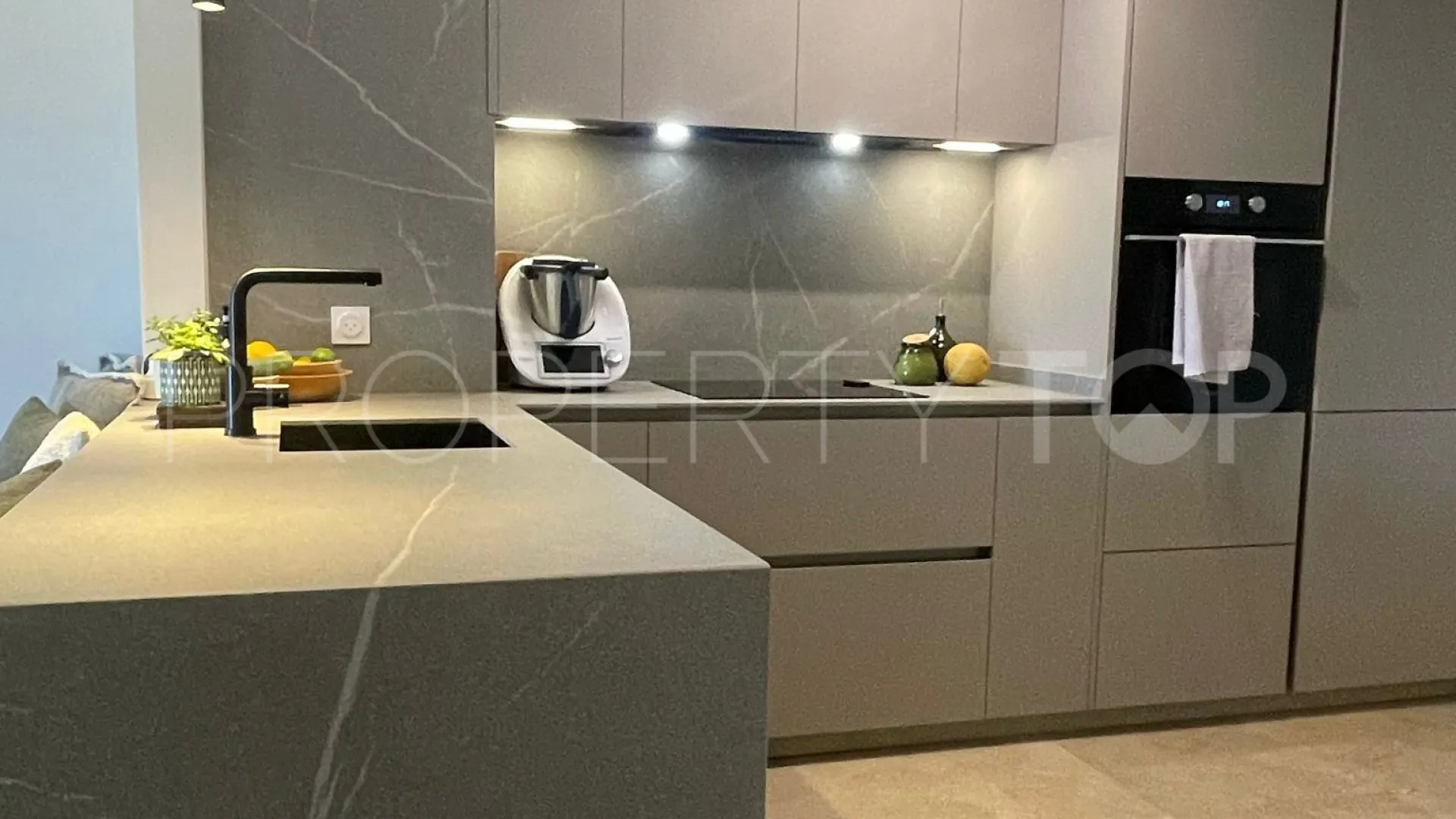 Apartment for sale in Chullera