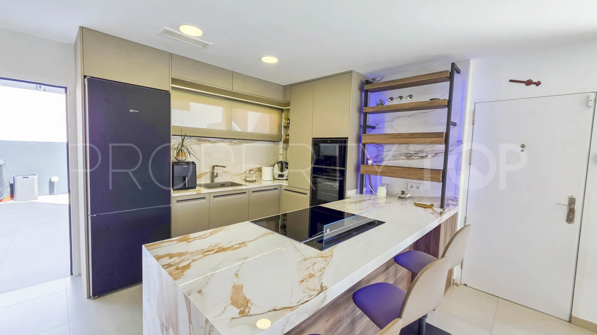 For sale house with 3 bedrooms in La Duquesa